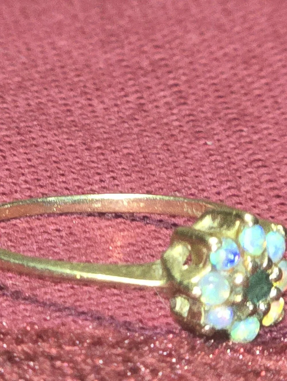 Size 7 10k Gold Opal Flower Cluster & Emerald Ring 2.0g